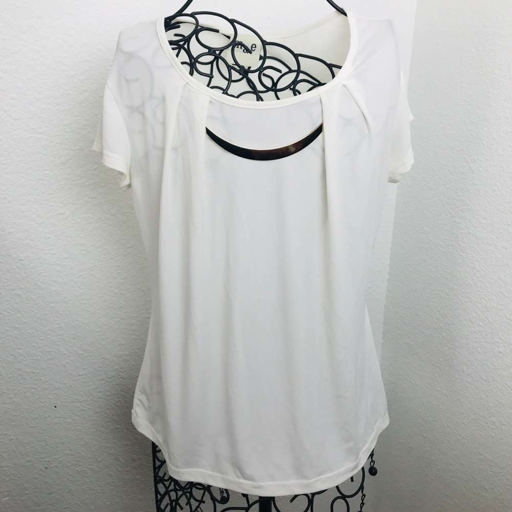 M&E Women's S Blouse with metallic accessory